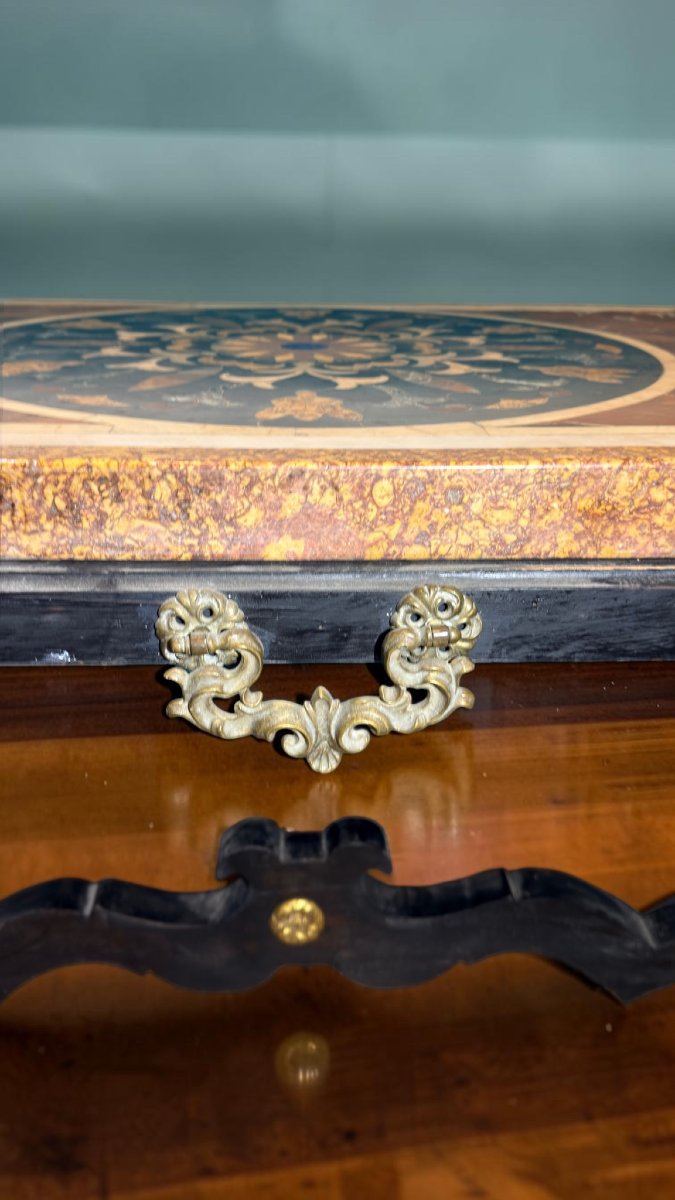 Table With Inlaid Marbles 18/19 Century -photo-1