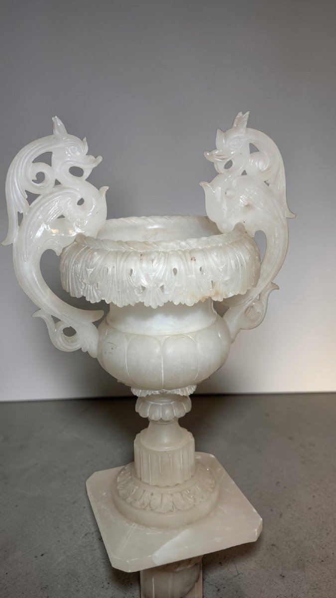Vase monumental soutenu par sa colonne ornée Marbre -photo-6