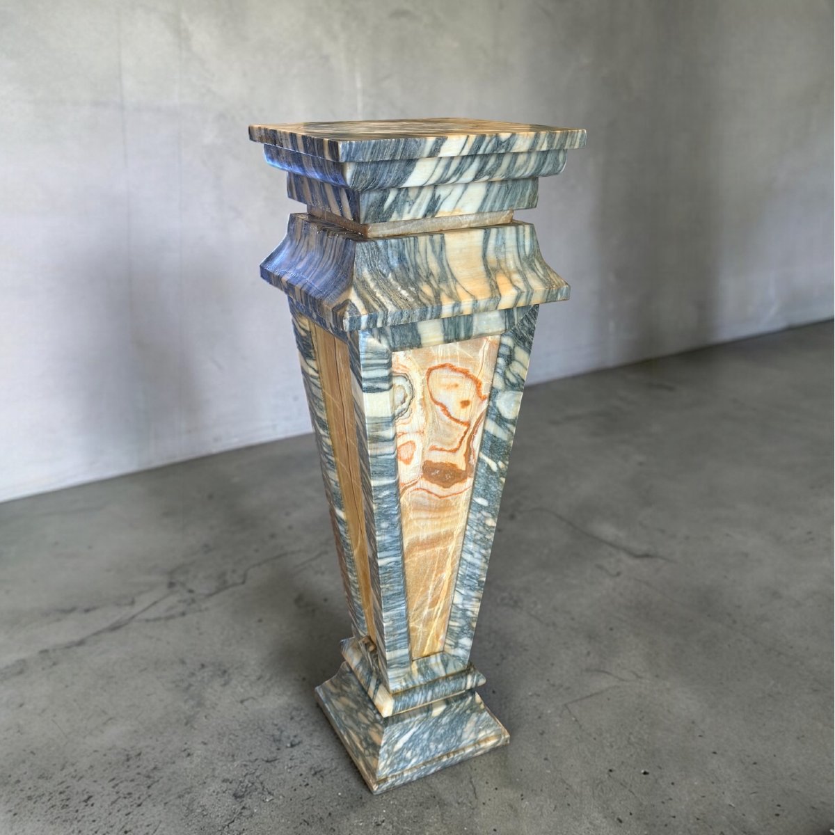 Column/capital Made Of Rare Marble -photo-2