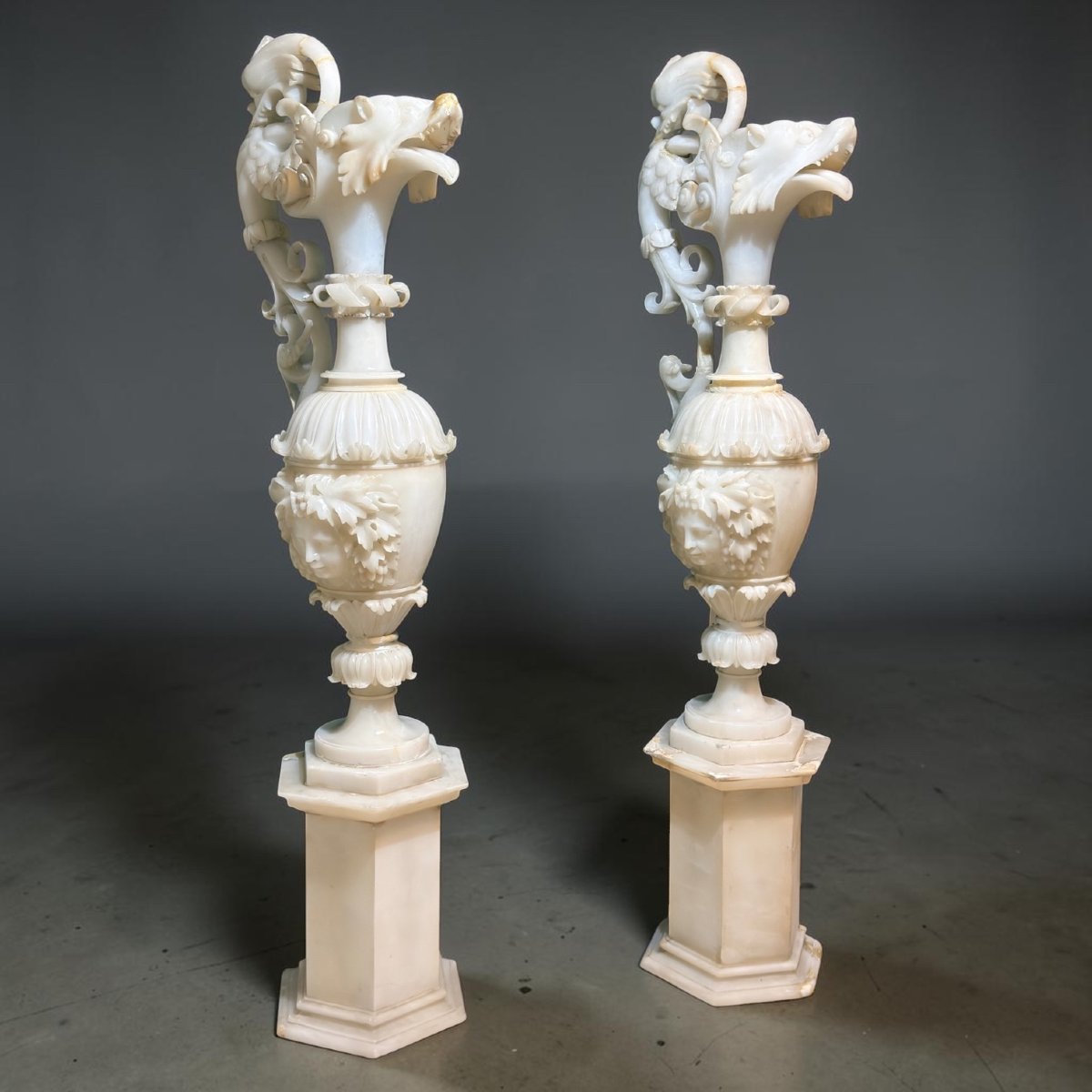 Monumental Pair Of Marble Amphorae/vases With Masks -photo-3