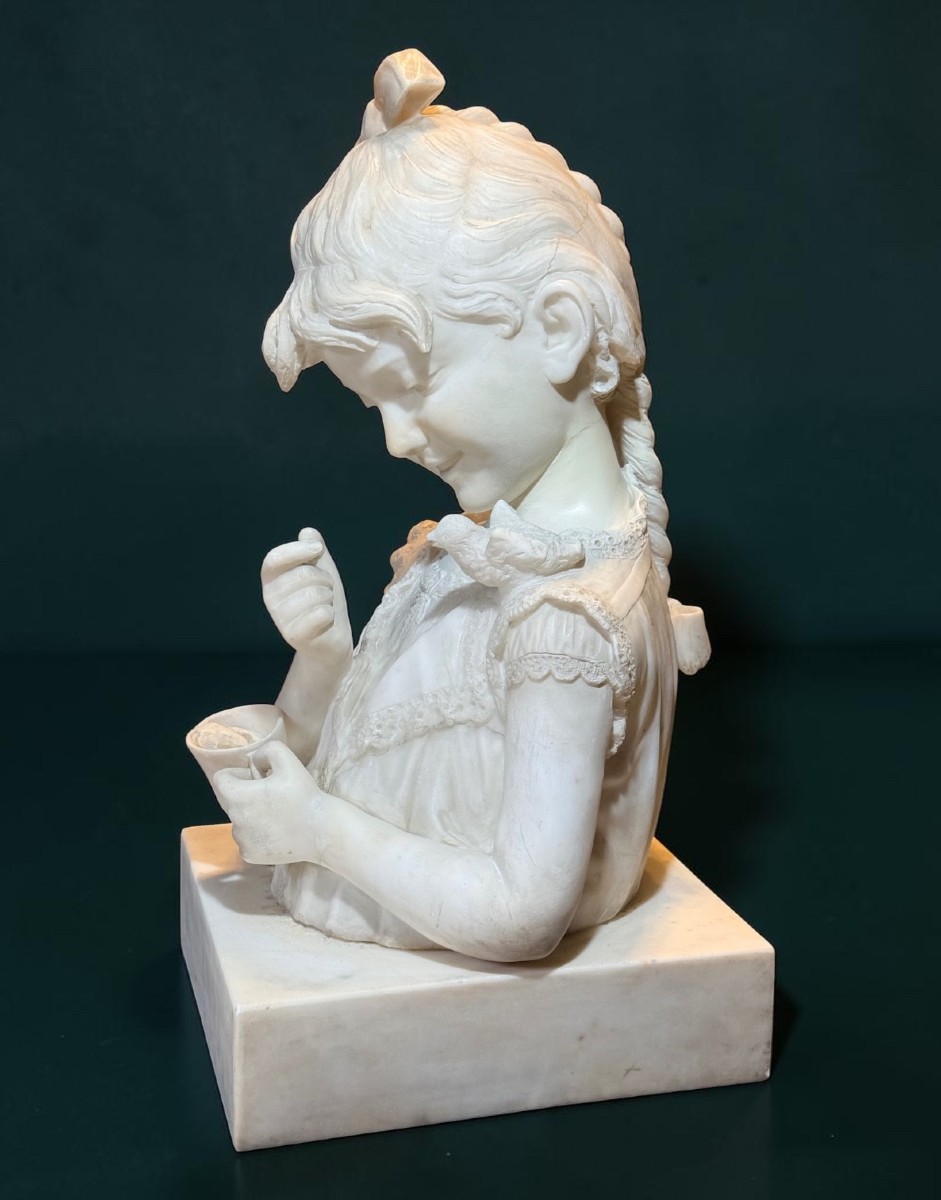 Buste jeune fille, entièrement sculpté à la main Marbre Carrara 