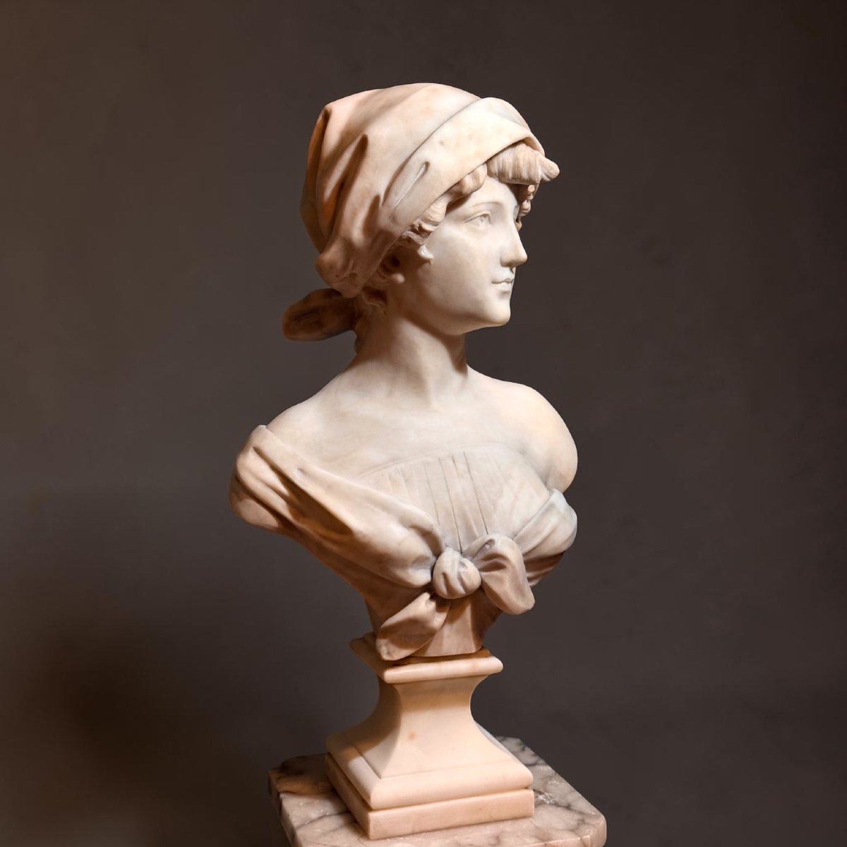 Bust Depicting A Young Girl, By Adolfo Cipriani -photo-3
