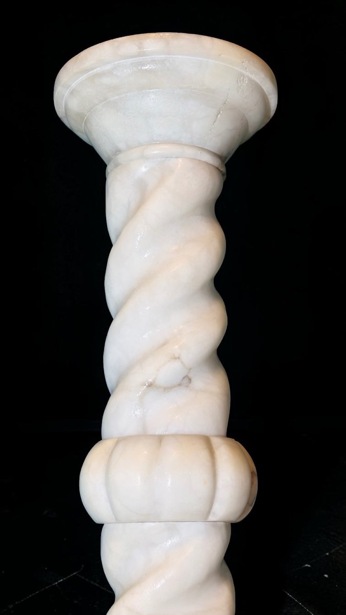 Chapiteau torsadé rare en Marbre Blanc de Carrare Statuaire-photo-4