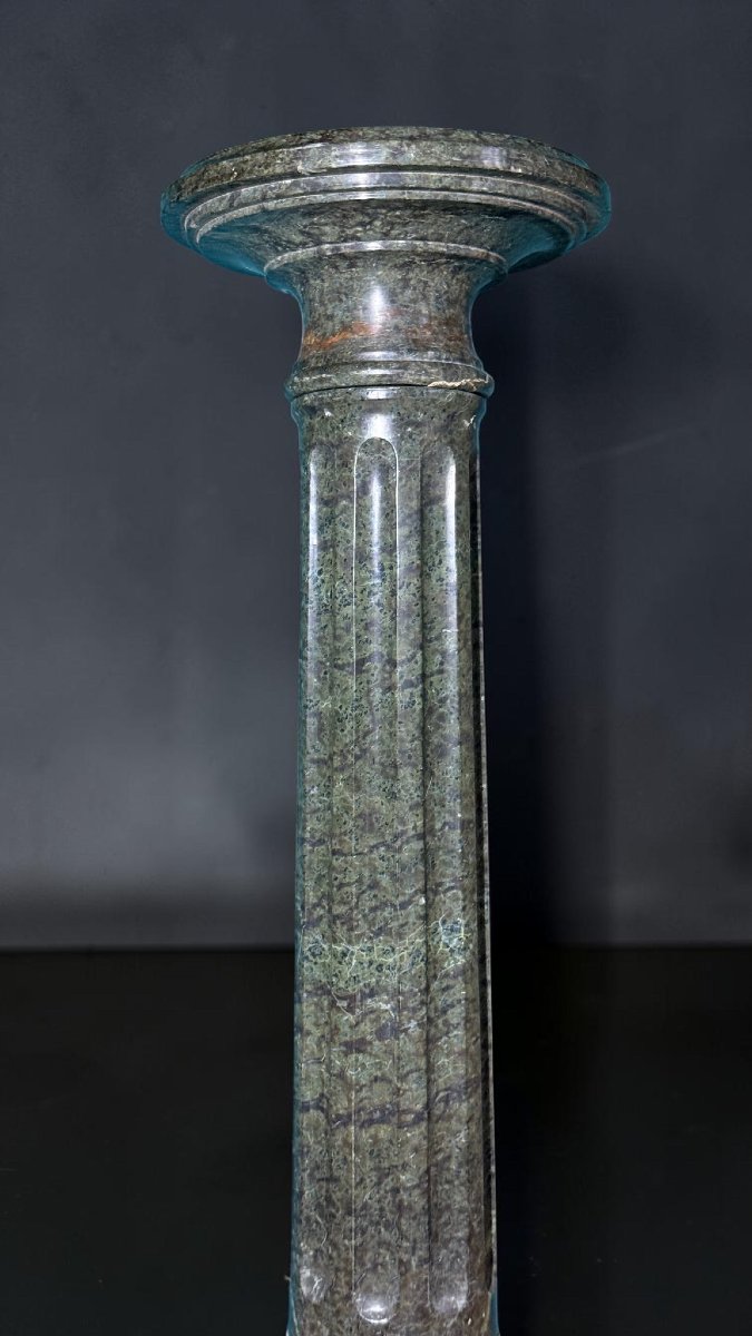 Colonne en Marbre serpentine vert des Alpes-photo-2