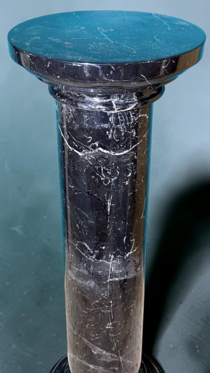Colonne en Marbre Noir-photo-1