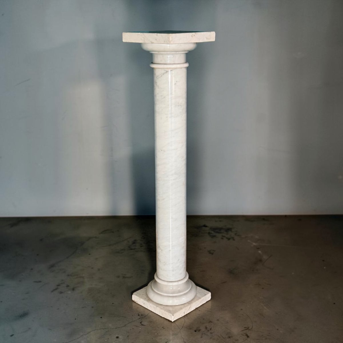 Chapiteau/Colonne en Marbre Blanc de Carrare-photo-2
