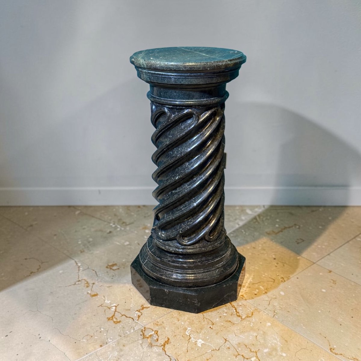 Serpentine Green Marble Capital -photo-6