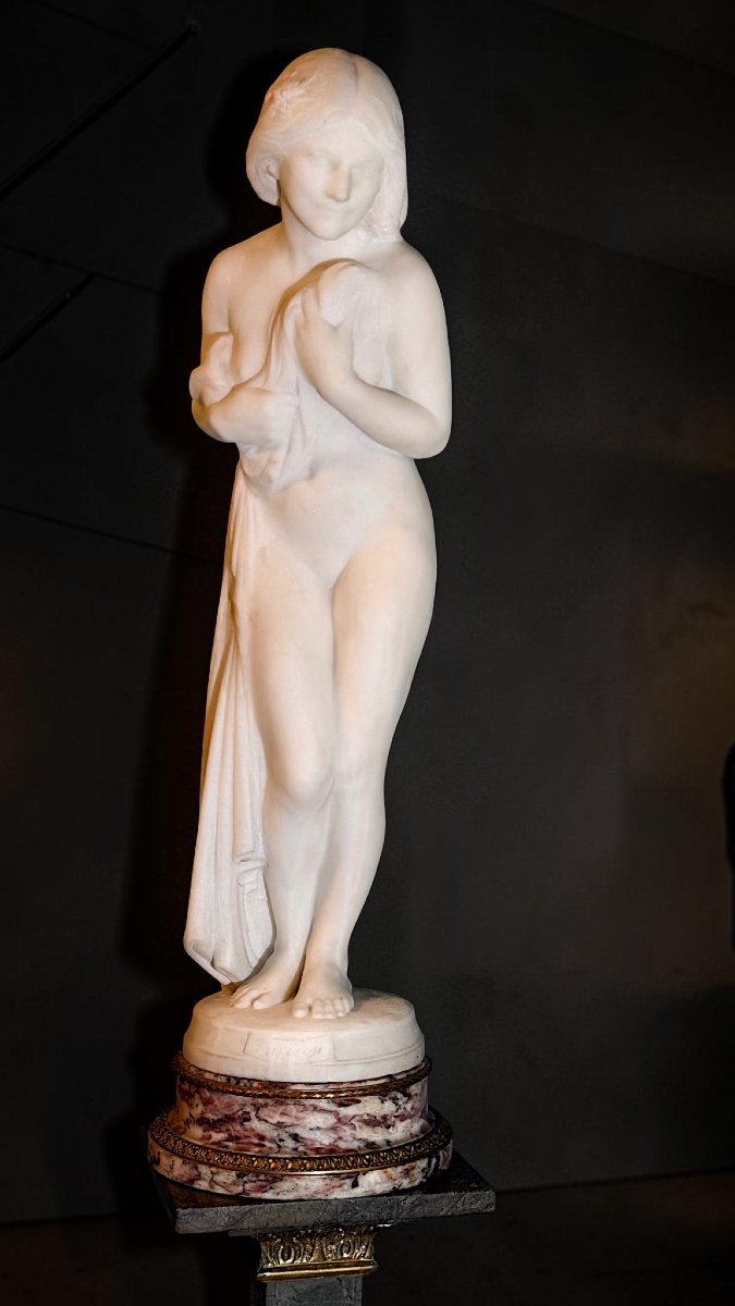 Statue femme nue transie de froid se couvrant « Frileuse » Marbre Blanc Statuaire de Carrare -photo-4