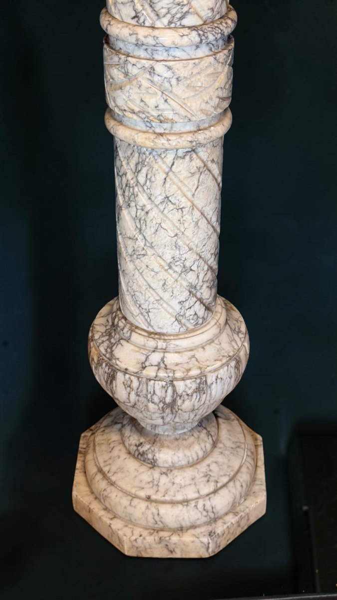 Column/capital In Arabescato Marble -photo-2