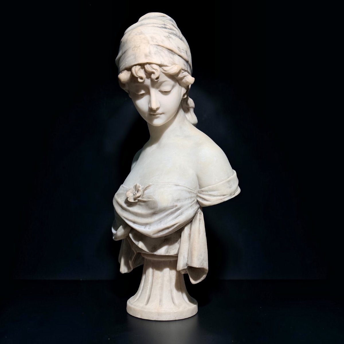 Bust Depicting A Young Girl Of French Origin -photo-7