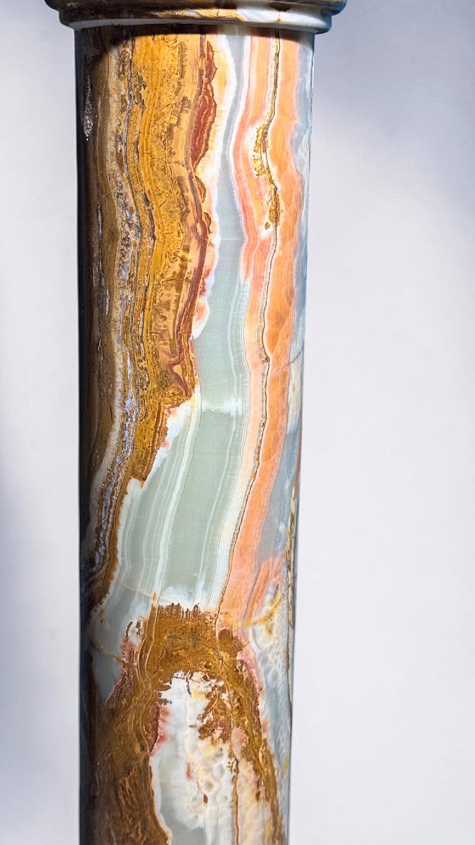 Column Made Of Rare Onyx -photo-3