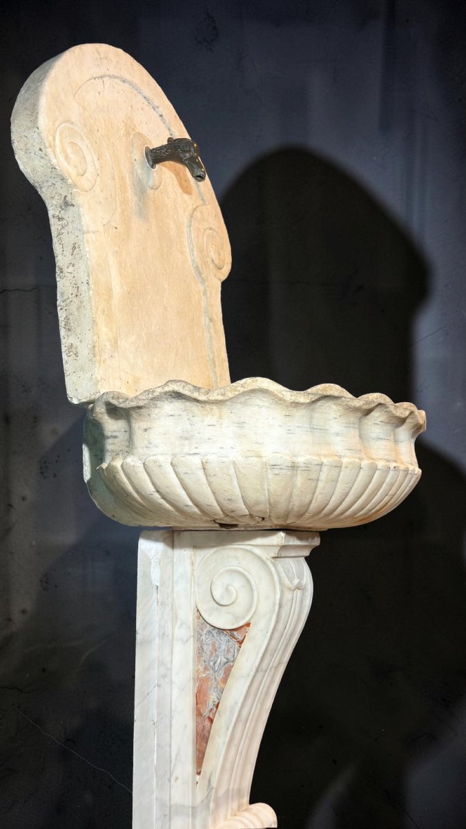 16th-century Wall-mounted Fountain Made Of Rare Marble With A Shell-shaped Basin -photo-6