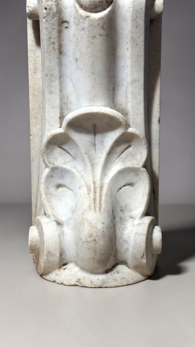 Pair Of Small Decorative Architectural Elements In White Carrara Marble -photo-1