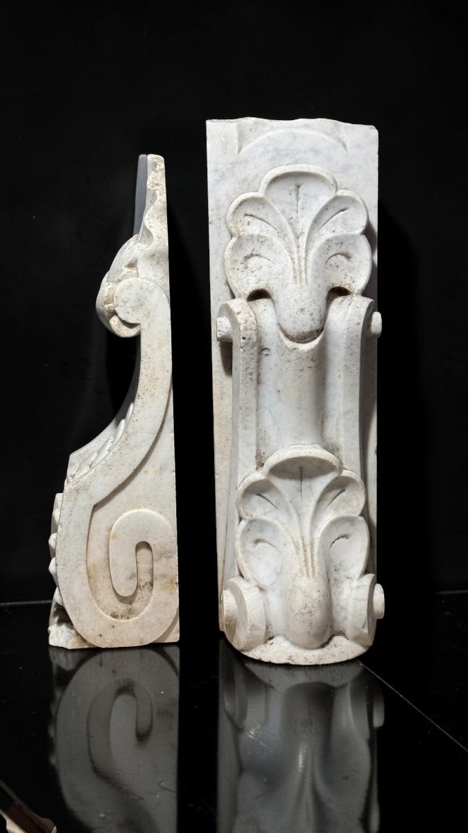 Pair Of Small Decorative Architectural Elements In White Carrara Marble -photo-3