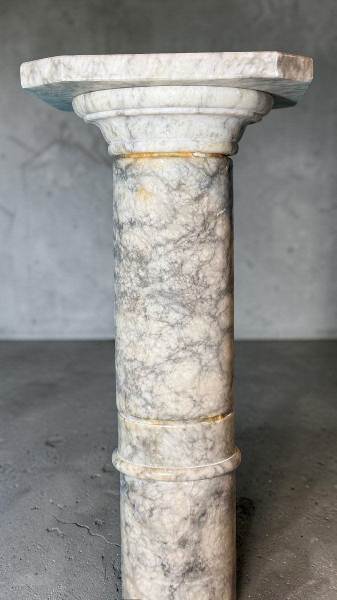 Arabescato Marble Column -photo-4
