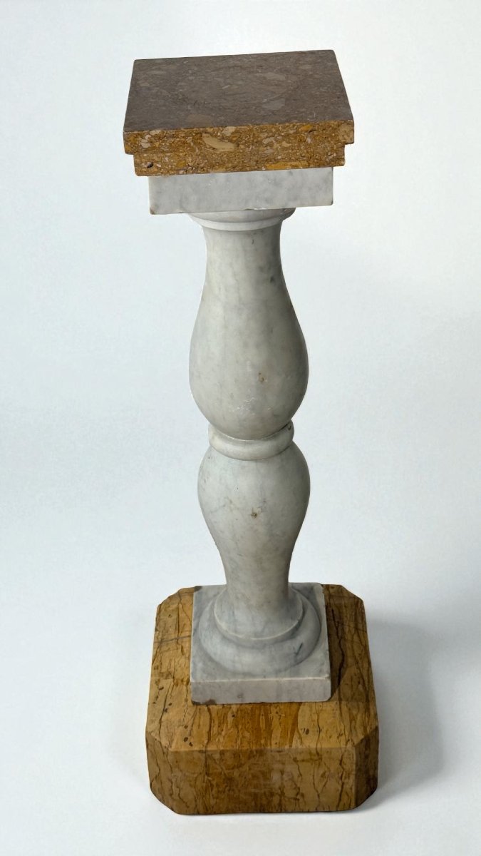 Colonne/Chapiteau en marbre blanc statuaire de Carrare et marbre jaune de Sienne XVIII° -photo-2