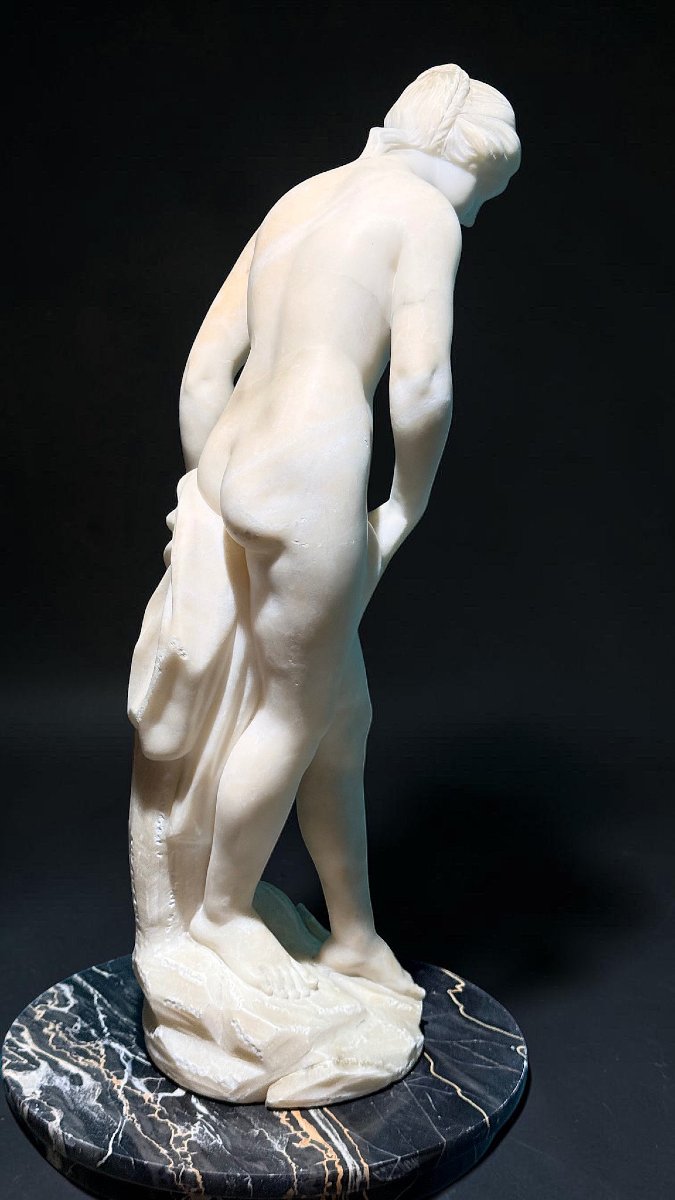Statue représentant une femme nue Marbre -photo-2
