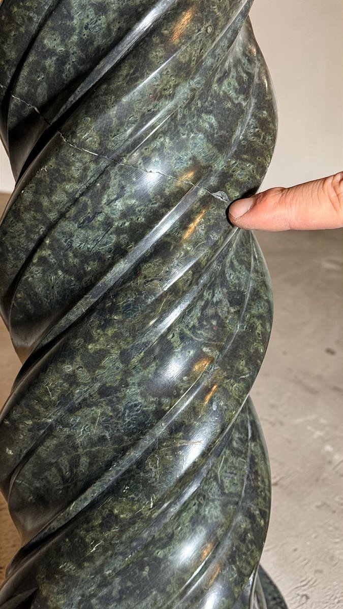 Twisted Column/capital In Green Marble -photo-3