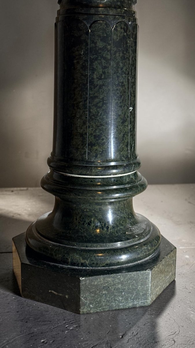 Twisted Column/capital In Green Marble -photo-4