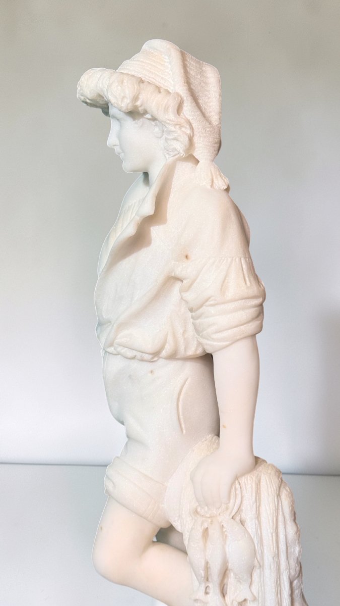 Statue représentant Masaniello (jeune pêcheur) en Marbre blanc de Carrare-photo-1