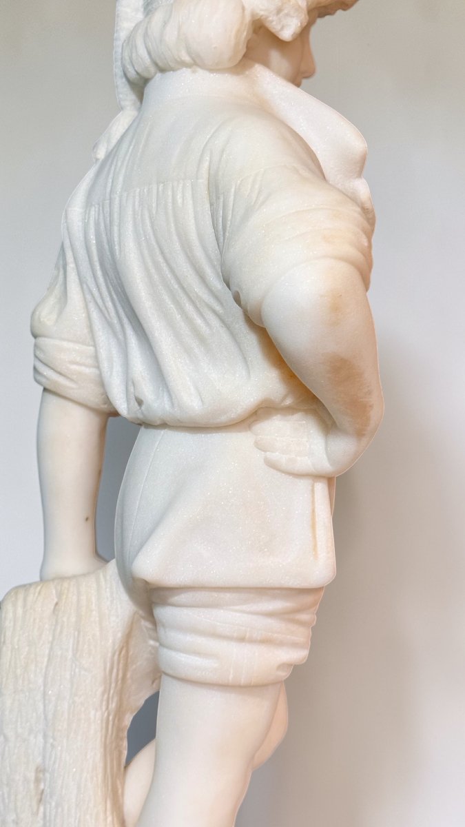 Statue représentant Masaniello (jeune pêcheur) en Marbre blanc de Carrare-photo-5