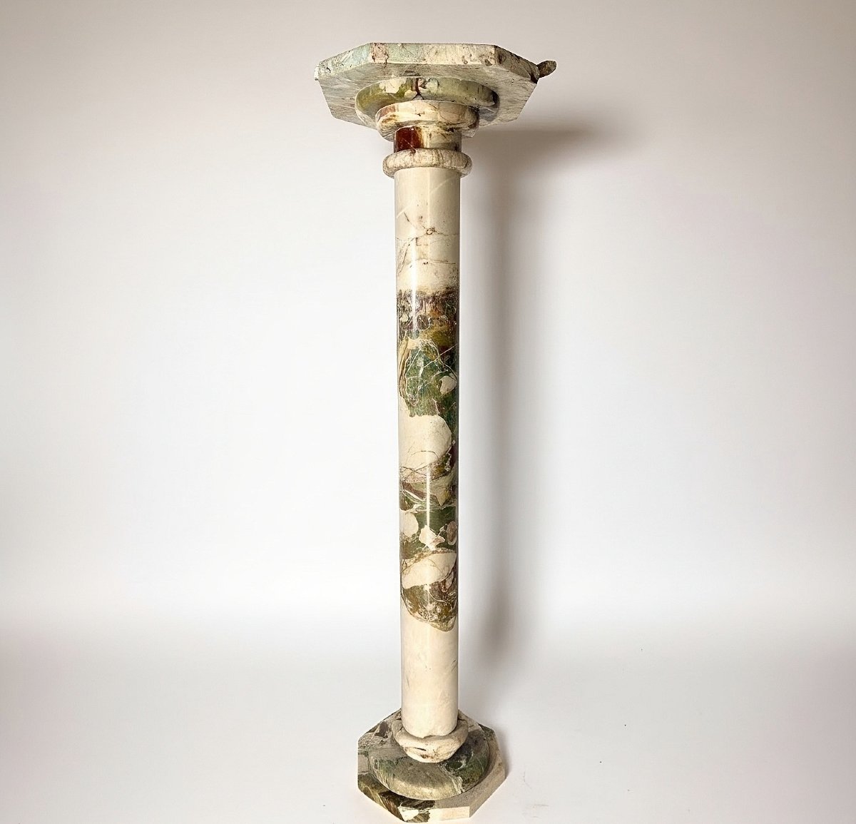 Column/capital In Brecciato Marble 