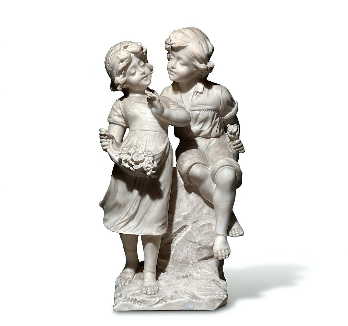 Statue Depicting A Young Couple Of Children 