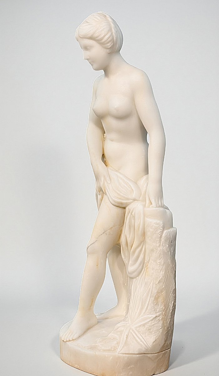 Statue Nude Woman In Carrara Marble -photo-3