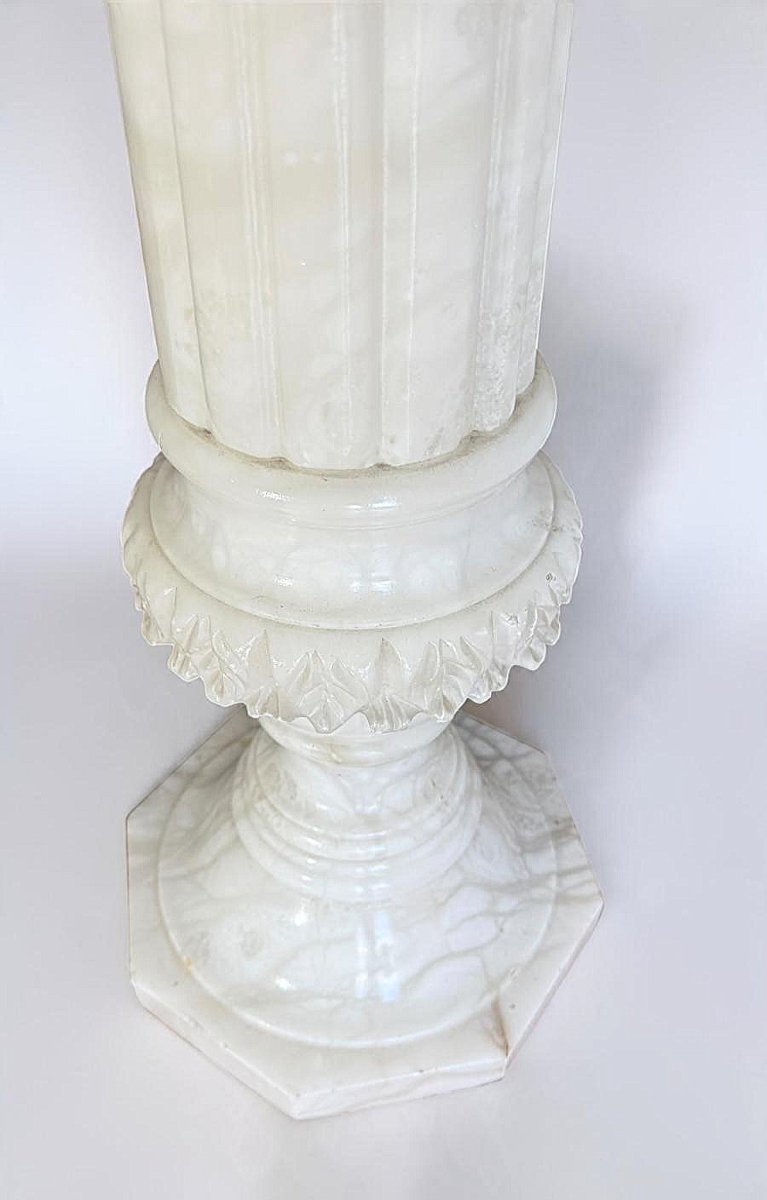 Pair Of Columns In White Carrara Marble  -photo-2