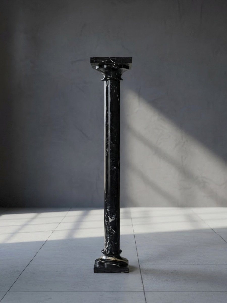 Column In Black Marble -photo-3