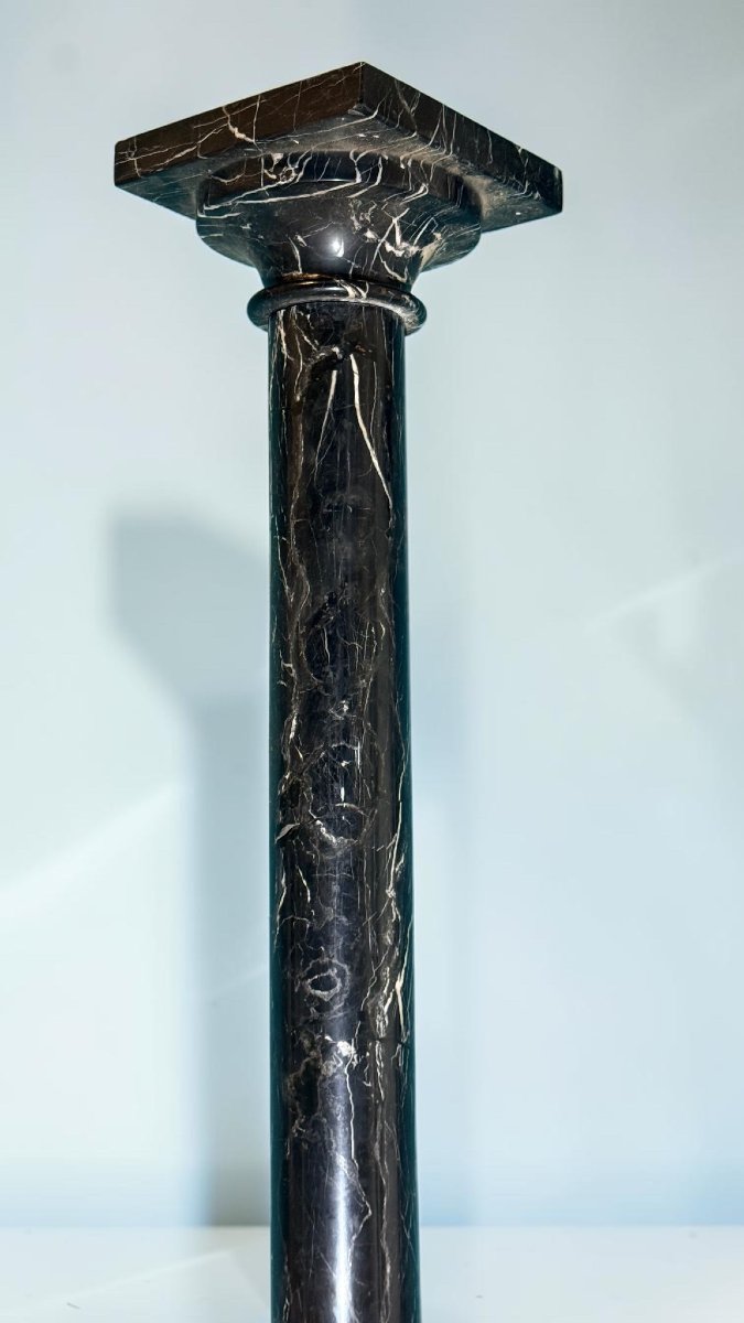 Column In Black Marble -photo-4