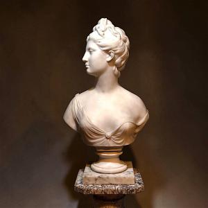 Buste de la déesse Artémis en Marbre Blanc Statuaire de Carrare, Jean-Antoine Houdon XVIII° 
