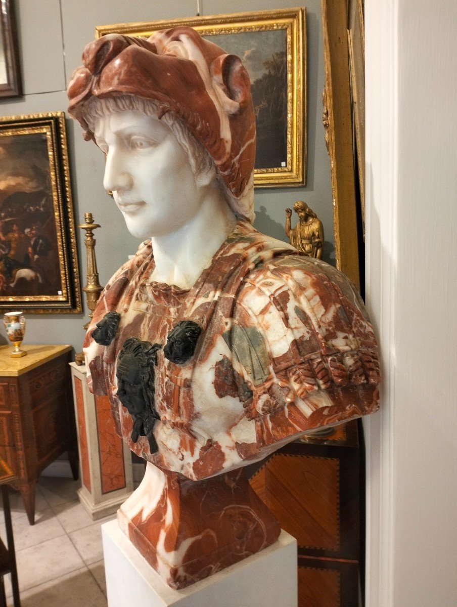 Marble Bust -photo-3