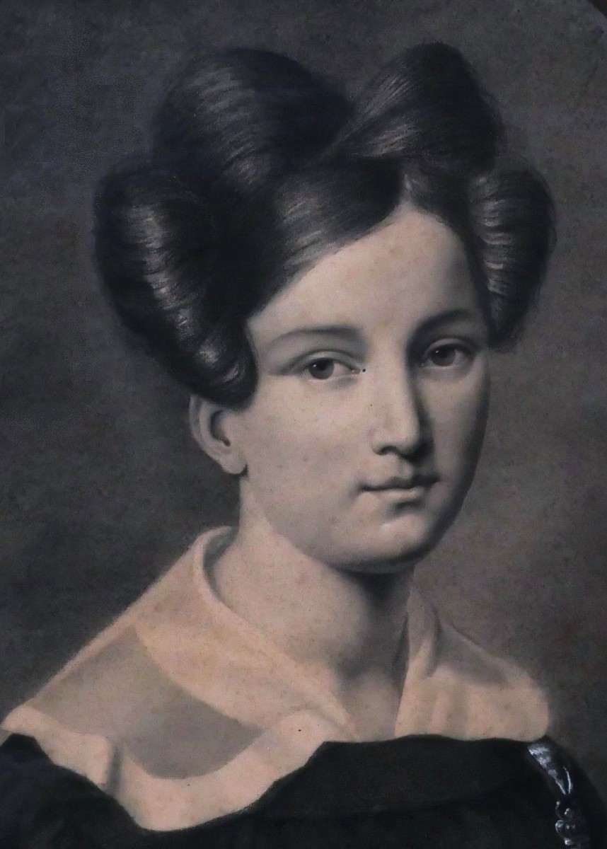 French School Circa 1810, Portrait Of A Woman Wearing A Medal-photo-3