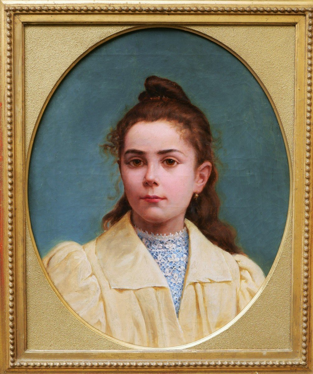 French School Circa 1880, Portrait Of A Brunette Little Girl With Hazel Eyes-photo-2