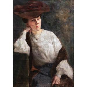 Marion SAUMAREZ, Portrait de jeune femme assise au chapeau