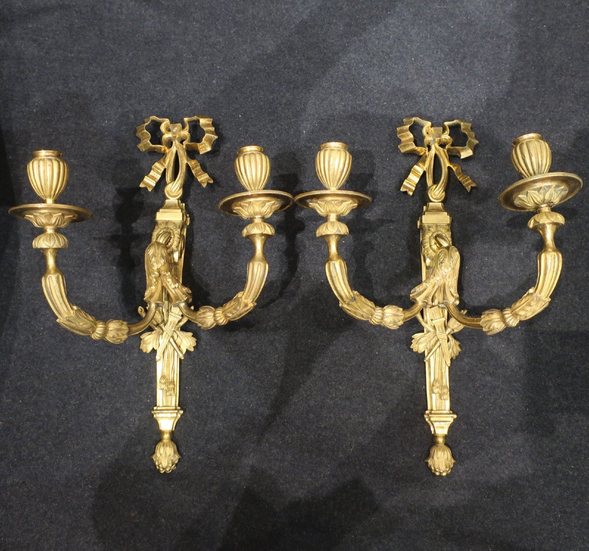 Paire d'appliques époque Louis XVI deuxième moitié du XVIII° siècle