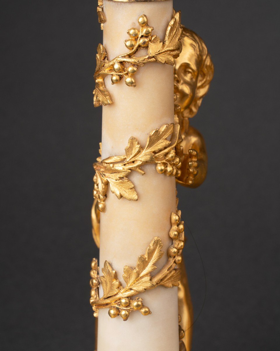 Paire de bougeoirs marbre blanc époque Louis XVI fin du XVIII ème siècle-photo-7