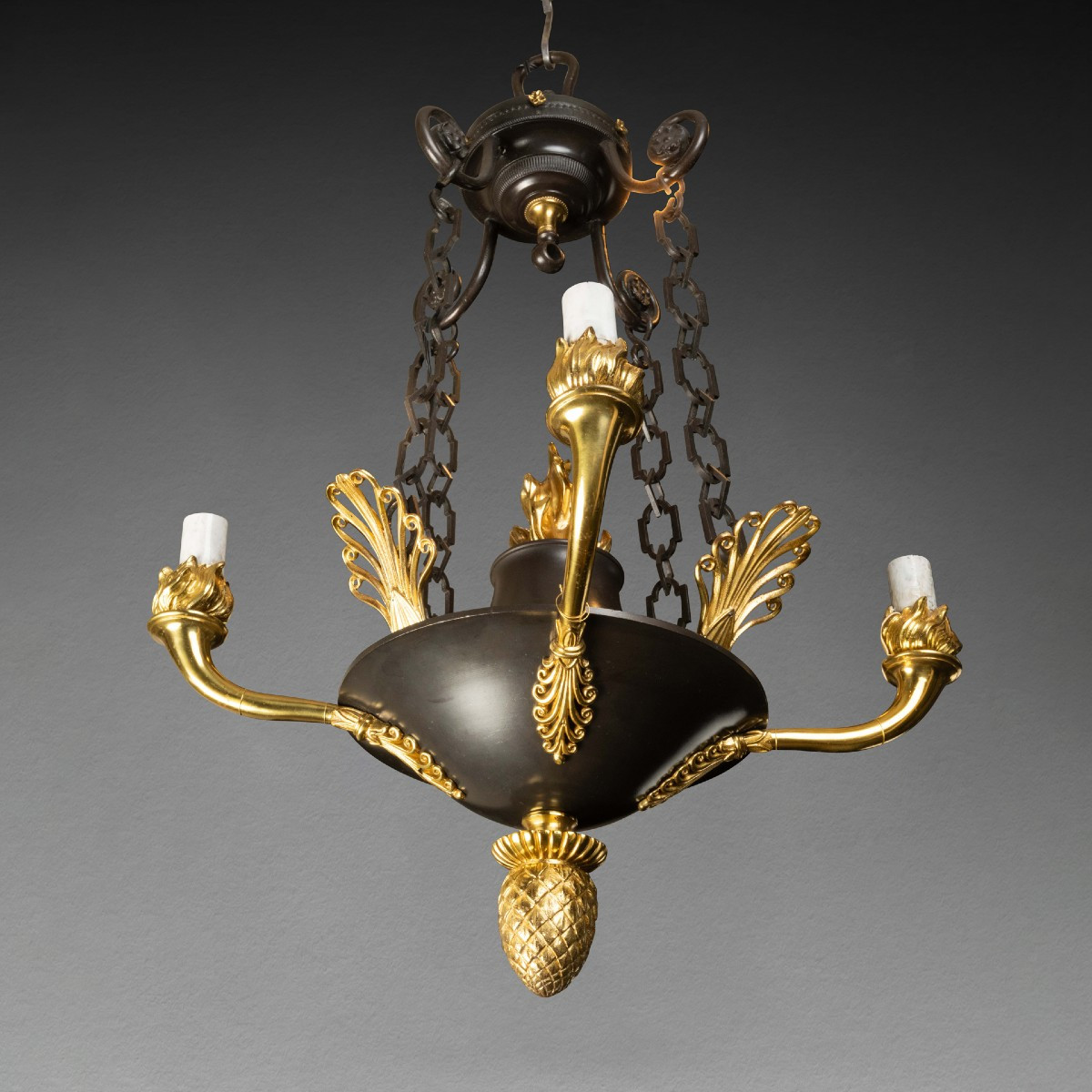Lustre à quatre lumières en bronze patiné et doré premier tiers du XIX ème siècle-photo-4