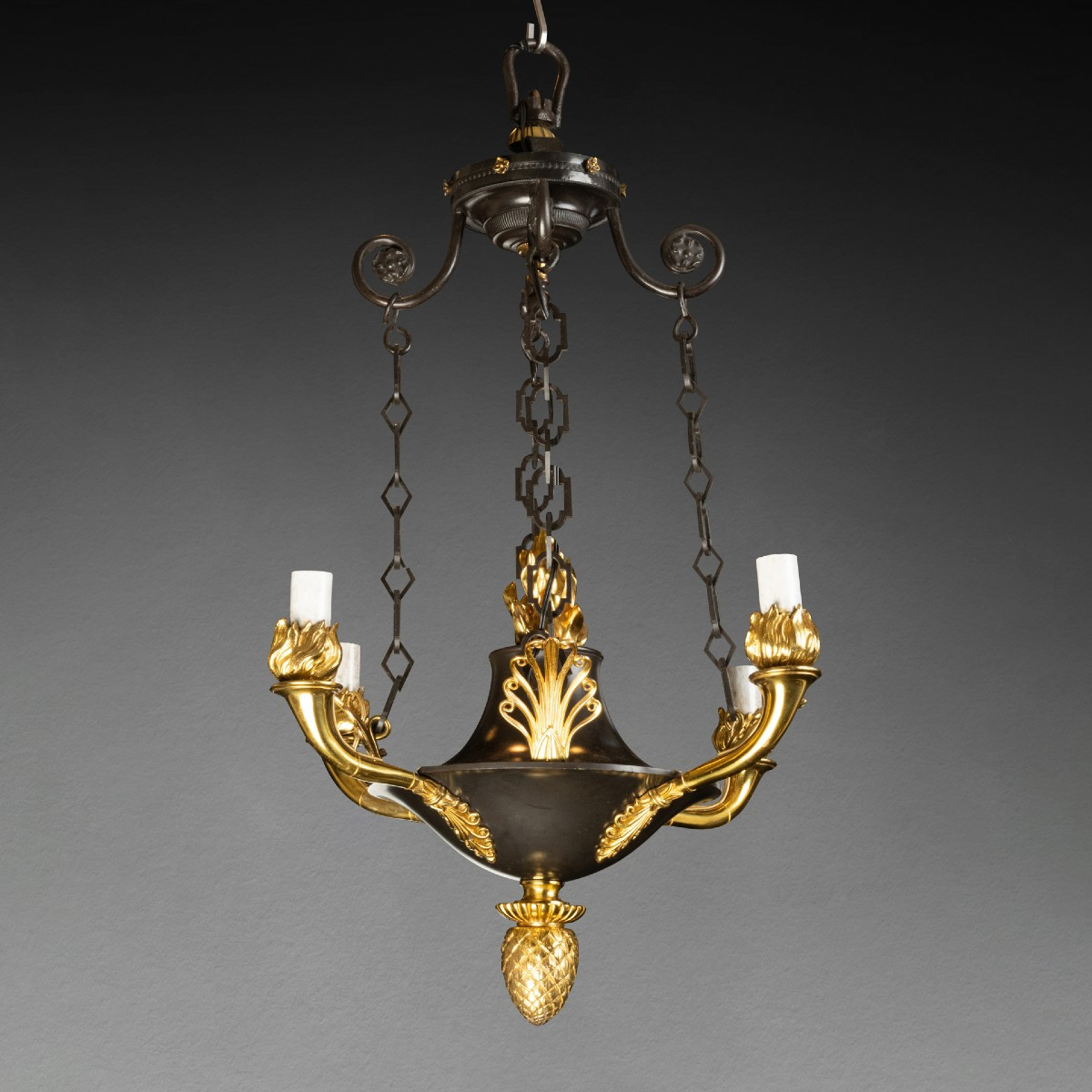 Lustre à quatre lumières en bronze patiné et doré premier tiers du XIX ème siècle-photo-4