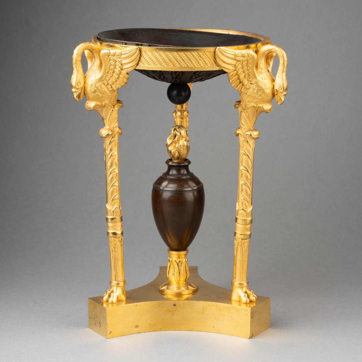 Brûle parfum en bronze patiné et doré époque Empire début XIX°-photo-3