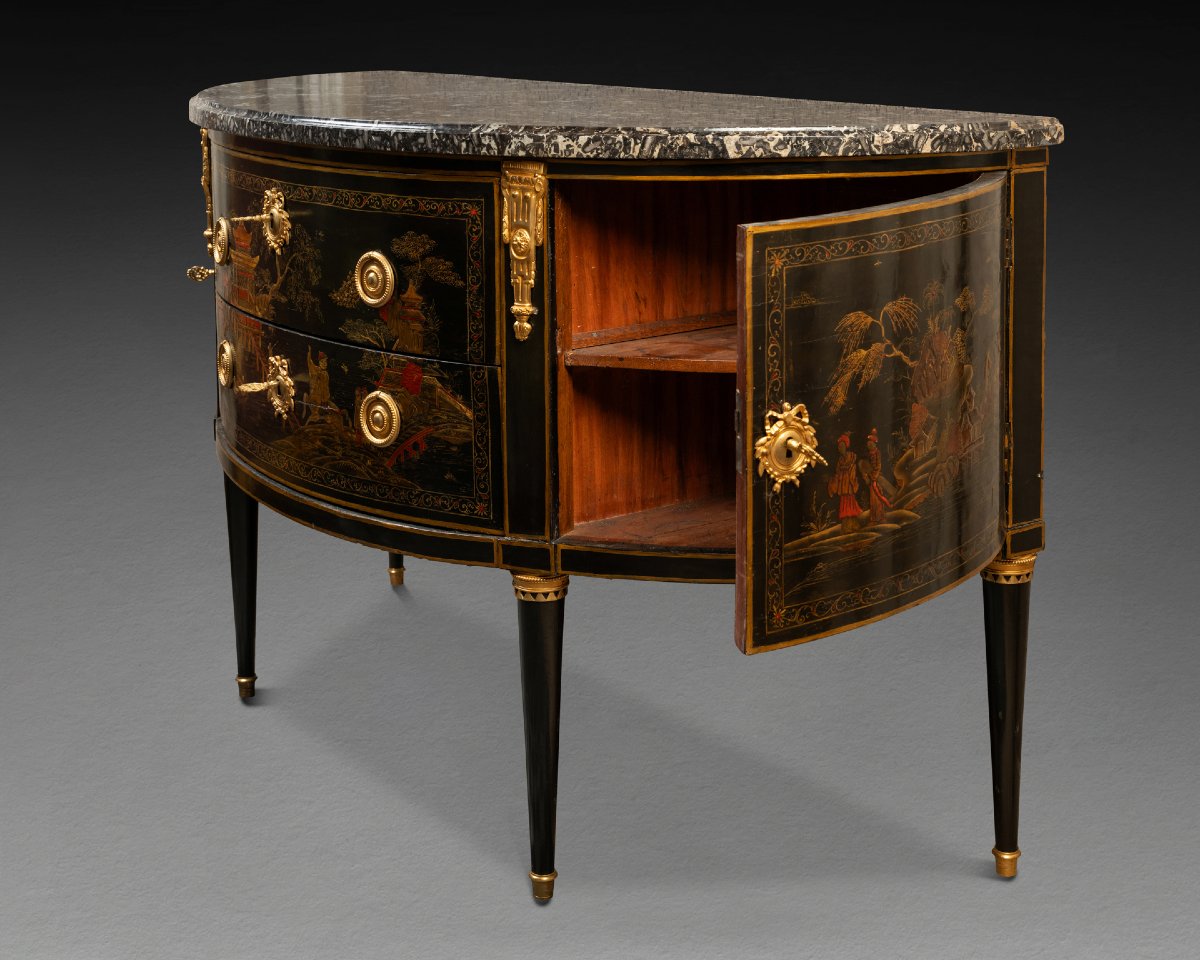 Commode en vernis martin époque Louis XVI signée "RUBESTUCK"-photo-3