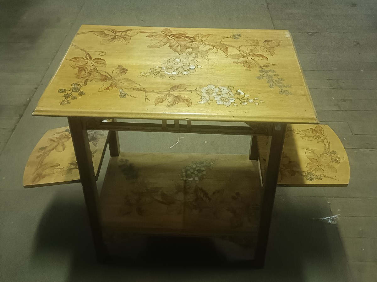 Tea Table In Natural Wood And Pyrography 1900