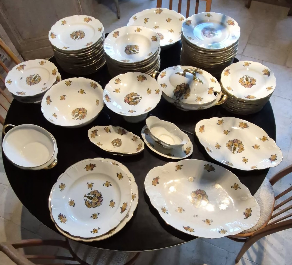 Art Deco Dinner Service