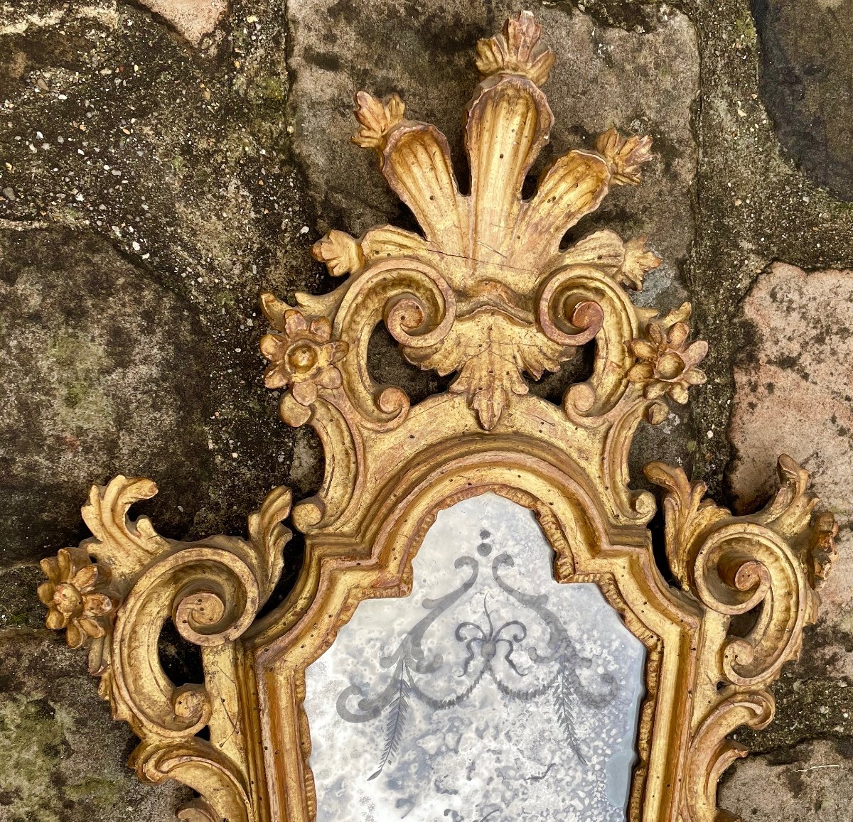 Paire De Miroirs Italiens En Bois Sculpté Et Doré-photo-4