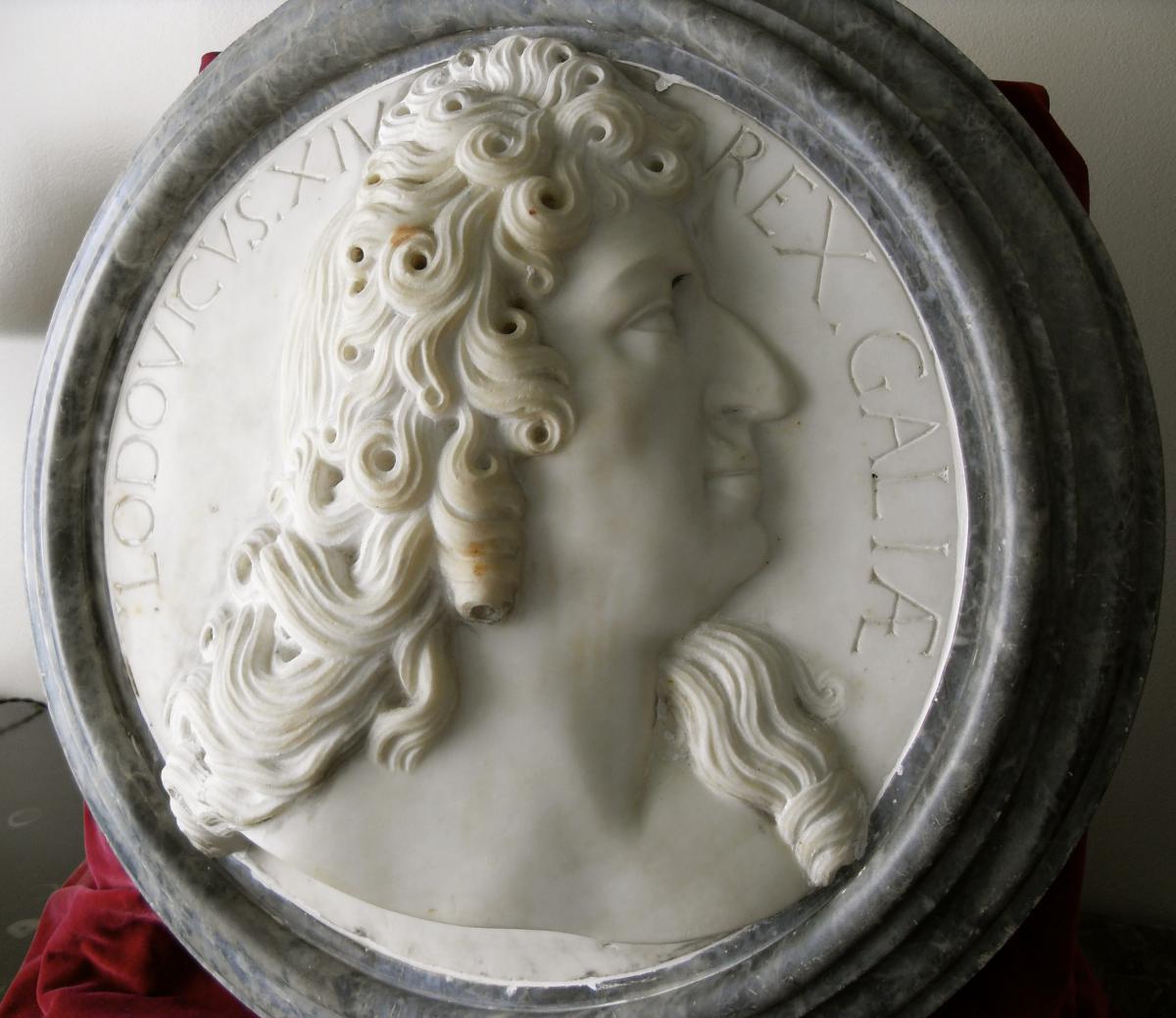 Louis XIV: Marble Sculpture-photo-2