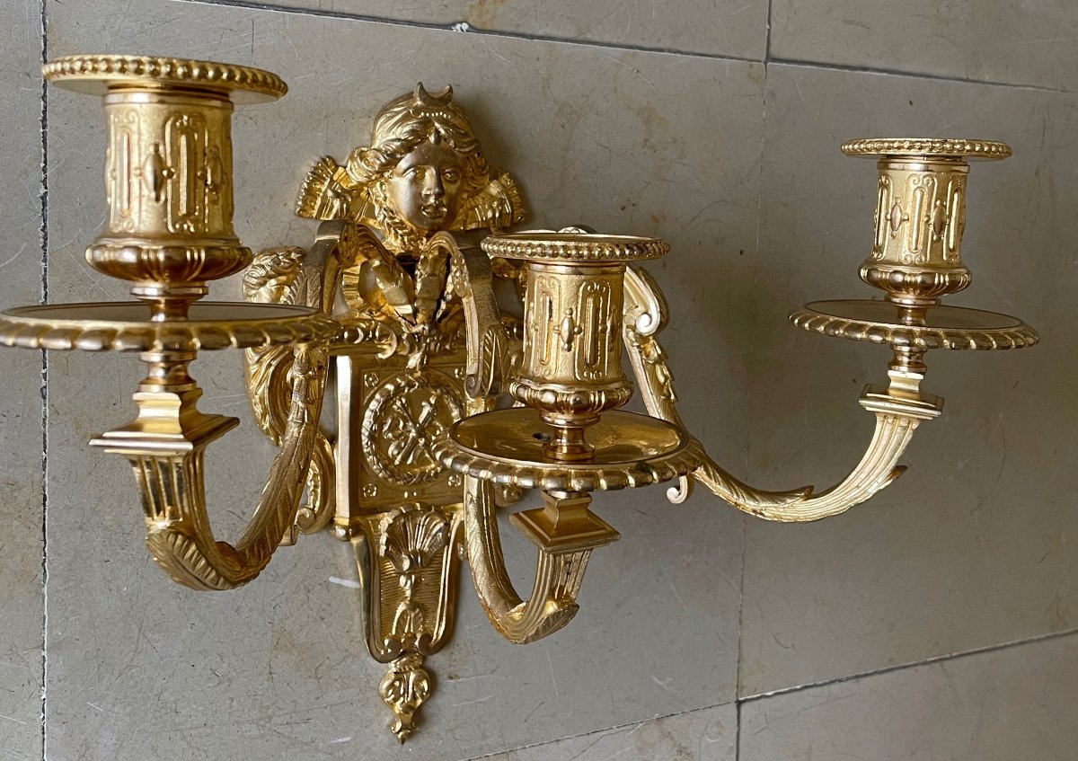 Pair Of Louis XIV Sconces In Gilt Bronze-photo-2