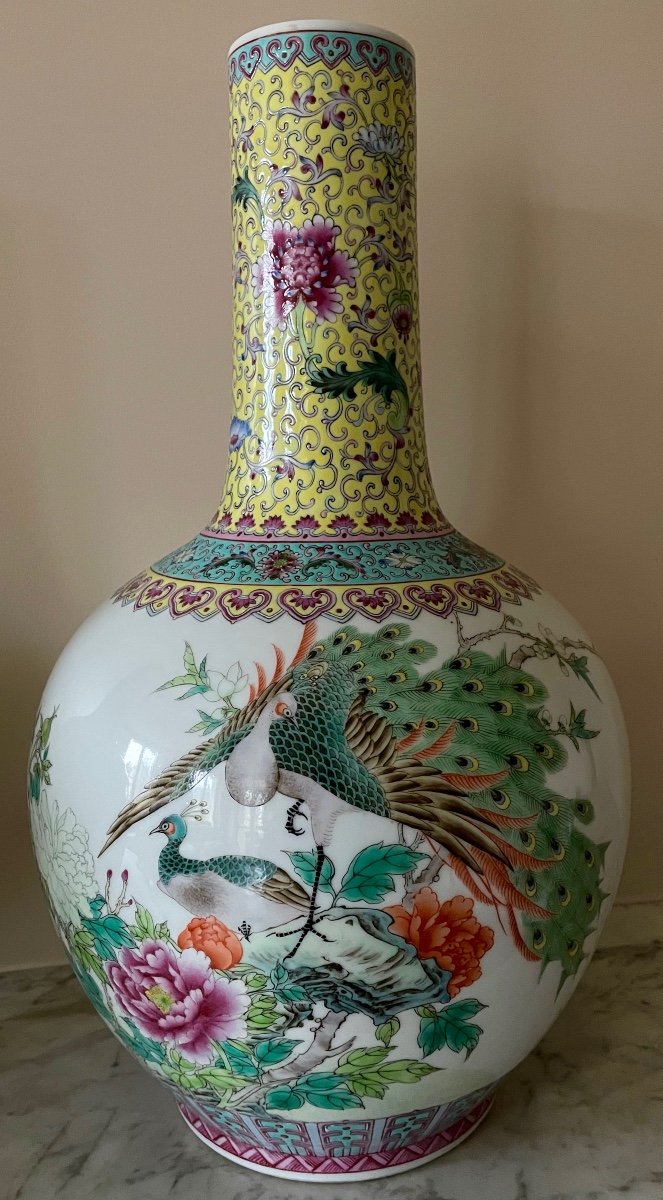 Pair Of Chinese Vases In Hard Porcelain-photo-4