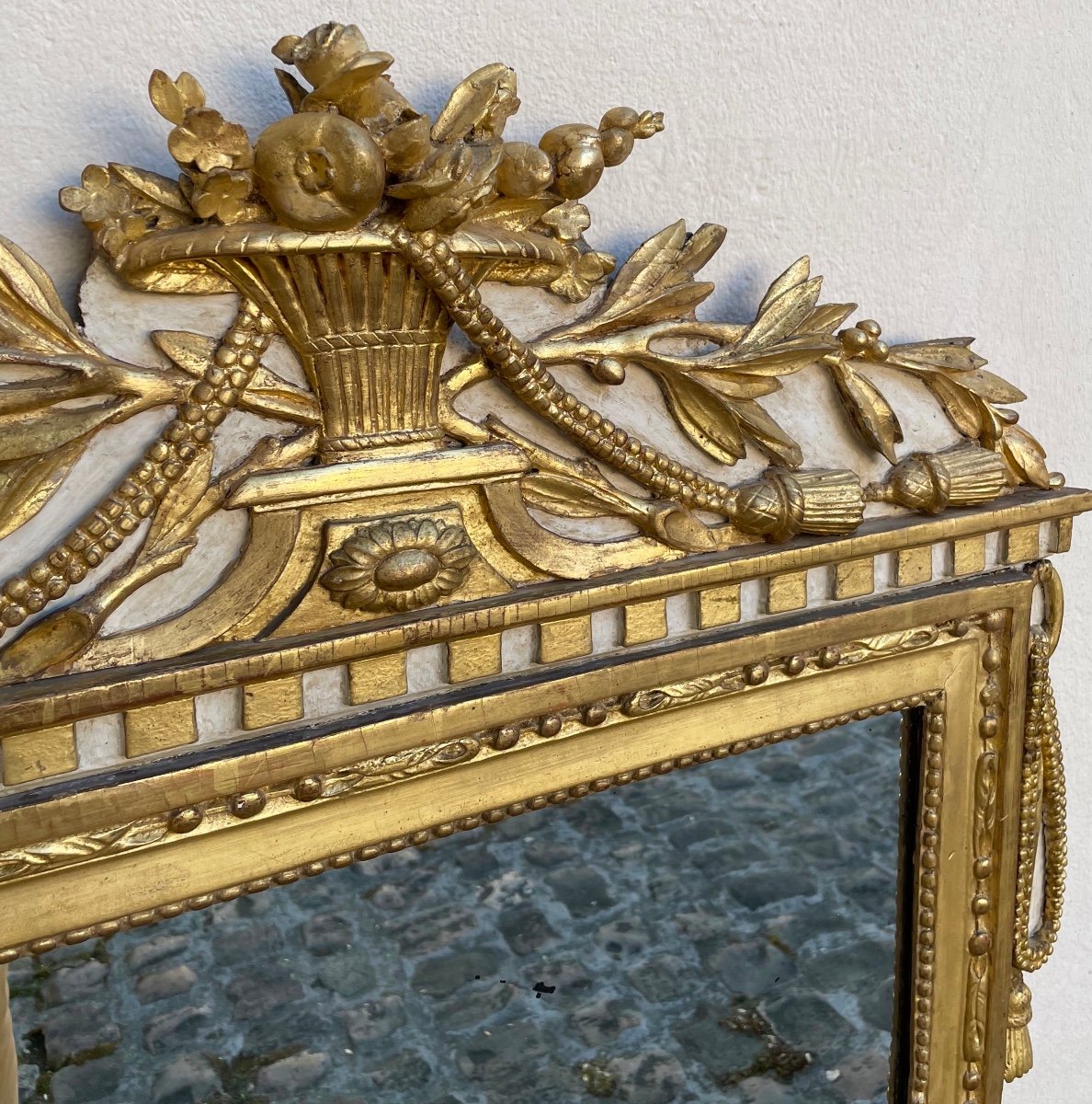 Louis XVI Period Mirror In Golden And Lacquered Wood-photo-6