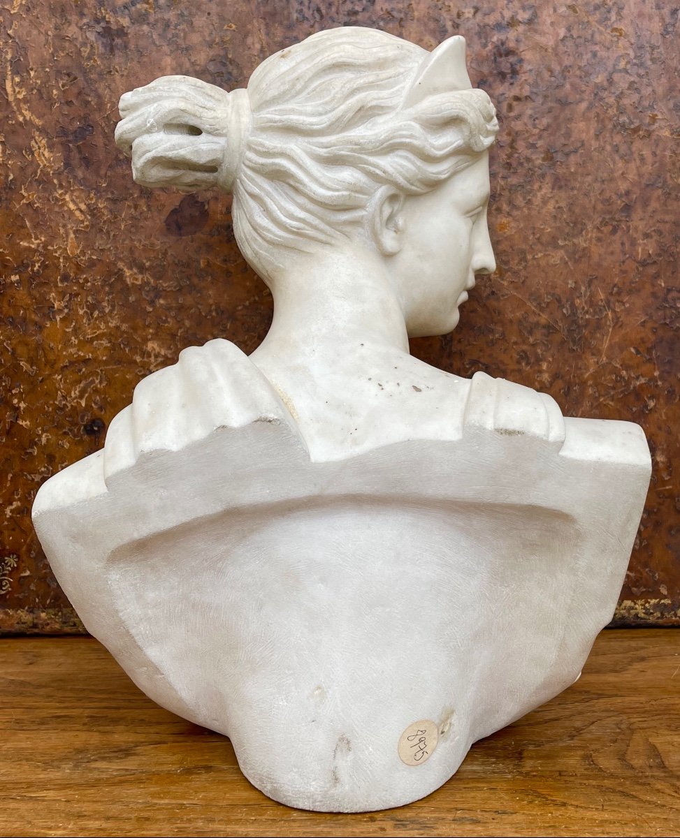 Sculpture En Marbre. Buste De Femme à l'Antique.-photo-5
